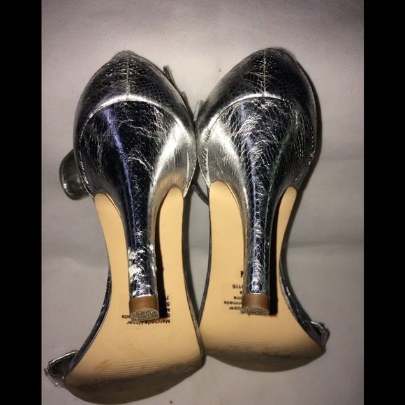 Sandals - Picture 3 of 4